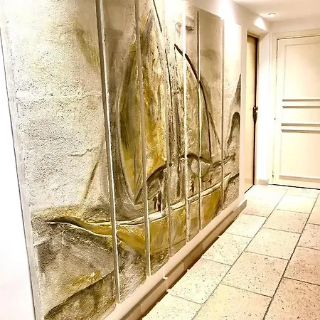 Chantal Deluxe شقة سان تروبيه